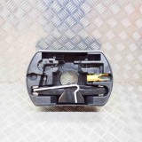 Cric PEUGEOT 308 II 2016 OEM: 9649243380,9648614580,9651013180,9805820580