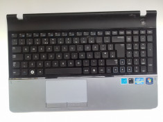 Palmrest cu touchpad si tastatura Samsung NP300E (BA75-03845A) foto