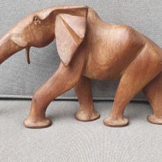 Statueta vintage lemn santal masiv, elefant, 30x16 cm, lipsa urechea dreapta