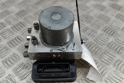 Pompa ABS TESLA MODEL Y 2022 OEM: MPV | 21698936 foto