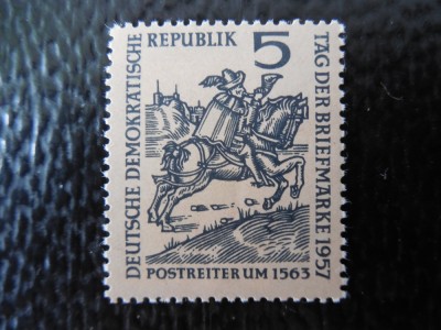 DDR-ZIUA MARCII 1957-COMPLET-NESTAMPILAT foto