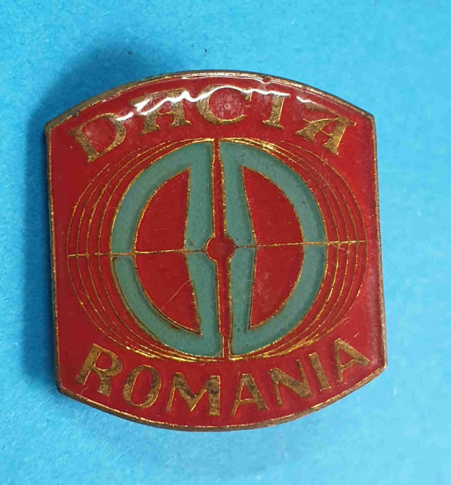 Insigna realizari din Epoca de Aur anii 1970 - Uzina autoturisme DACIA Pitesti #