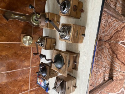 Lot 7 r&amp;acirc;șnițe vechi foto