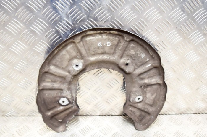 Protecție disc de fr&acirc;nă dreapta spate MERCEDES-BENZ C Coupe C205 2016 OEM: A2054230320 | 14272172