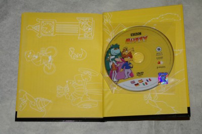 BBC Muzzy - Curs multilingvistic - Nivel II Partea 2 DVD si carte 15 foto