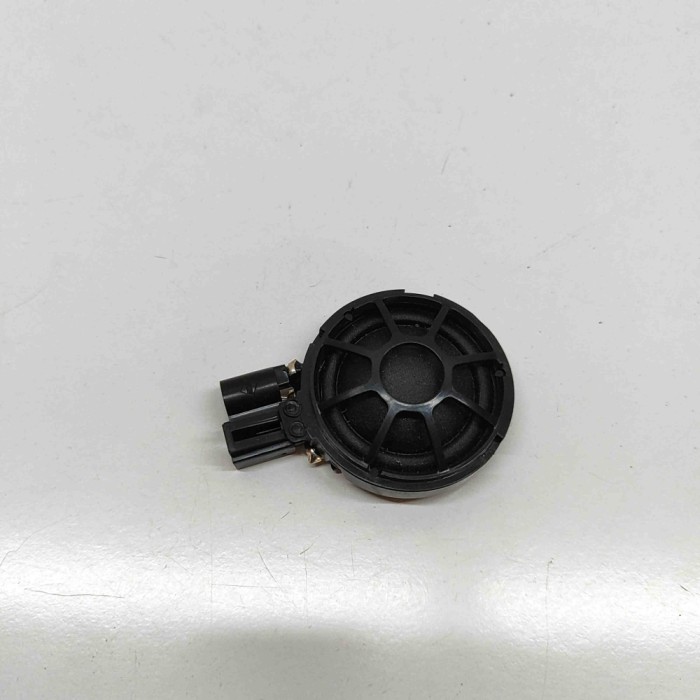 Difuzor ușă dreapta față TESLA MODEL X 2020 OEM: 1004833-00-A 31691696