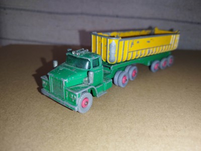 bnk jc Matchbox K16 Fruehauf Tipper - camion foto