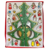 Bradut Craciun din lemn cu ornamente detasabile