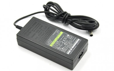 Alimentator laptop original second hand SONY 19.5V 2.15A tip mufa cu pin 6.5mm x 4.4mm foto