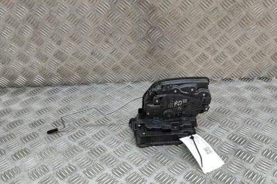 &amp;Icirc;ncuietoare ușă dreapta față BMW i3 I01 2021 OEM: 7281938 25197019 foto