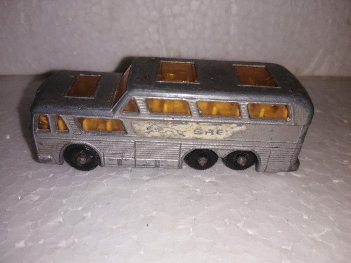 bnk jc Matchbox 66c Greyhound Bus