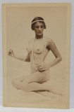 TANARA NUD , CU SIRAG DE PERLE , CARTE POSTALA CU SUBIECT EROTIC , ANII ' 20