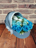 Landou albastru decorat cu flori de sapun, Simple