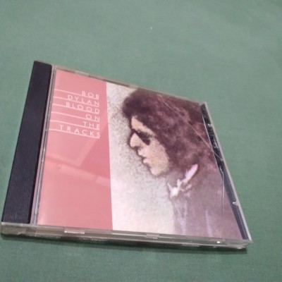 CD BOB DYLAN -BLOOD ON THE TRACKS RAR !!! ORIGINAL COLUMBIA SONY 1975 foto
