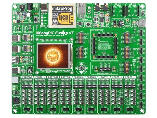 Kit Dezvoltare Microchip EasyPIC Fusion V7 pentru PIC DSPIC, PIC24, PIC32, VS1053