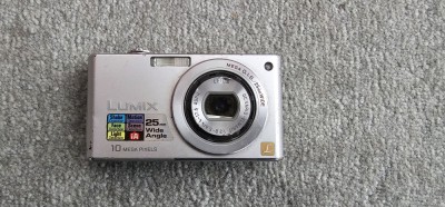 APARAT FOTO DIGITAL Panasonic LUMIX DMC-FX35 , FARA ACUMULATOR . foto