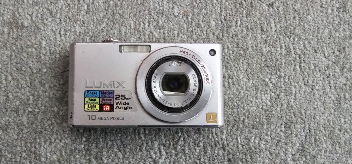 APARAT FOTO DIGITAL Panasonic LUMIX DMC-FX35 , FARA ACUMULATOR .
