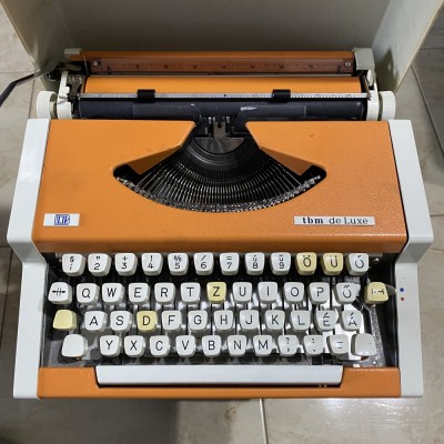 Masina de scris functionala, tbm de Luxe, multicolor foto