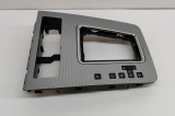 Ornament schimbător de viteze SKODA OCTAVIA III Combi 5E5 2013 OEM: 5E1713203M 22475818