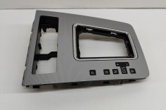 Ornament schimbător de viteze SKODA OCTAVIA III Combi 5E5 2013 OEM: 5E1713203M 22475818