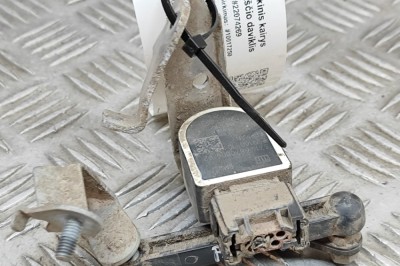 Senzor de nivel &amp;icirc;nălțime st&amp;acirc;nga față BMW i3 I01 2020 OEM: 6870000 | 22074269 foto