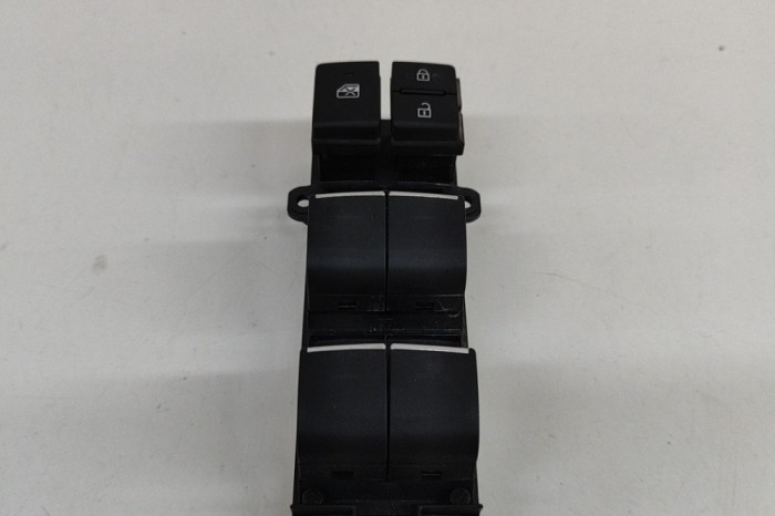 Buton geam ușă st&acirc;nga față TOYOTA RAV 4 V XA50 2022 OEM: 84040-42080 25165924
