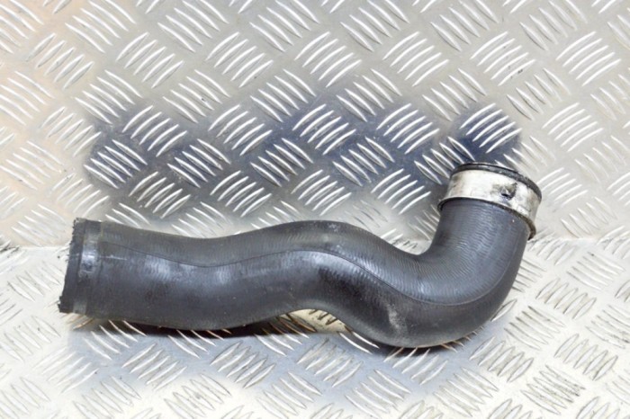 Furtun intercooler dreapta MERCEDES-BENZ R W251, V251 2006 OEM: A2515280382 | 12142701