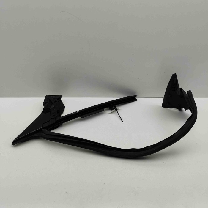 Chedar geam ușă dreapta față AUDI E-TRON GT 2023 OEM: 9J1837434