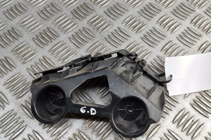 Suport bara de protecție dreapta spate SKODA KAMIQ 2020 OEM: 658807394A 30971894