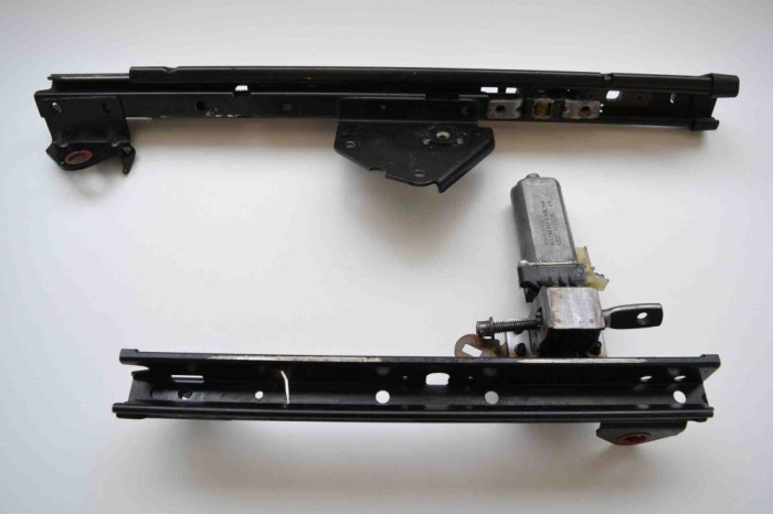 Motor control scaun față dreapta SKODA OCTAVIA II Combi 1Z5 2010 OEM: C110252BU,C110252B,0390203219 1901046