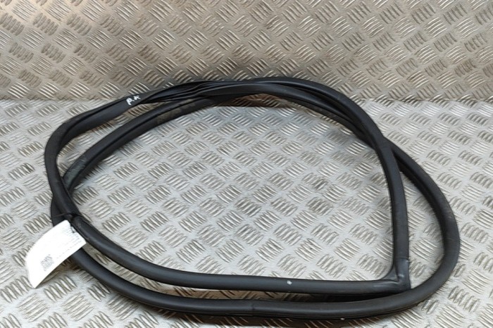 Garnitura ușă st&acirc;nga față SSANGYONG KORANDO C300 2022 OEM: 72120-37001 | 26363668