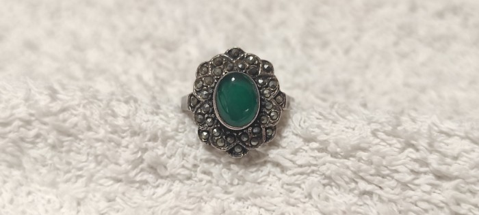 INEL argint cu JAD montura VECHE ornat SPLENDID cu marcasite EXCEPTIONAL rar