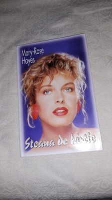 MARY-ROSE HAYES: STEAUA DE HARTIE foto