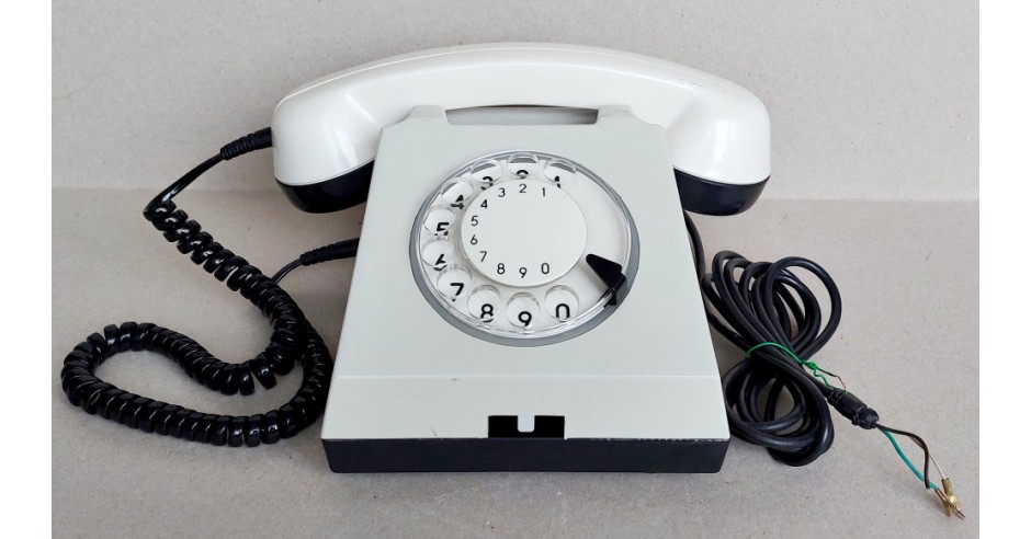 Telefon romanesc cu disc din anii 80 tip RS-77481, model EM-72 ...
