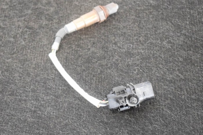 Sonda lambda FORD FOCUS III 2016 OEM: BA5A-9Y460-AA,0258017318 | 10876108