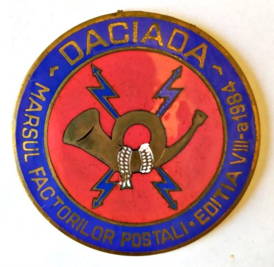 MEDALIE MARSUL FACTORILOR POSTALI EDITIA A 8 A 1984 DACIADA EMAIL CALD foto