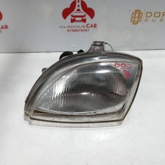 Far stanga Fiat 600 2000