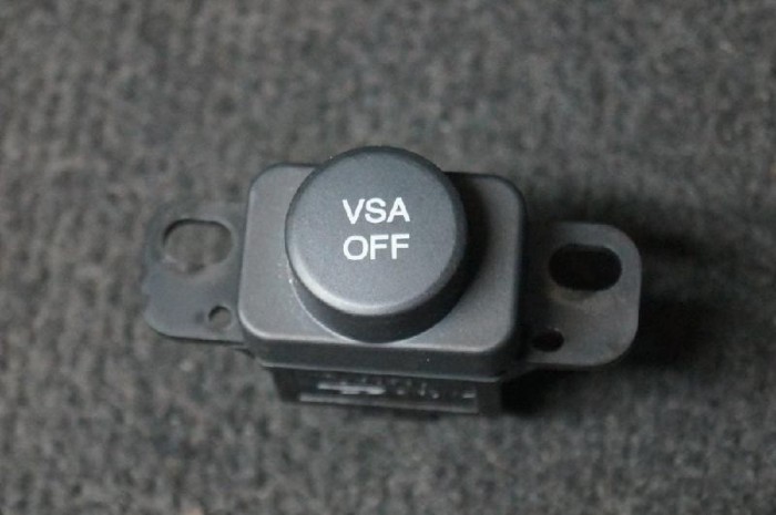 Comutator HONDA CIVIC VIII Hatchback FN, FK 2008 OEM: M30489 2010078