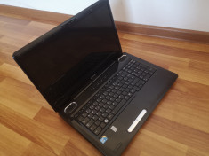 Laptop Toshiba satelite L555-130 foto