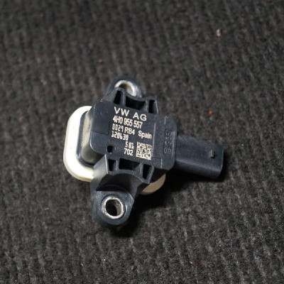 Senzor de impact st&amp;acirc;nga față AUDI A6 4G2, C7, 4GC 2012 OEM: 4H0955557 | 2134922 foto