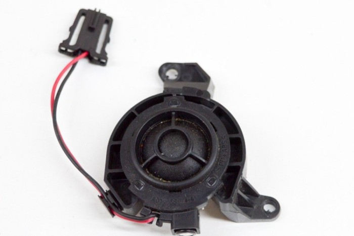 Difuzor ușă dreapta față VW AMAROK 2H_, S1B 2019 OEM: 2H0035242A,90250005904 18785733