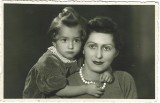 P3077N Femeie și copil, studio Foto Arte, Brăila, perioada interbelică