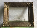 arta / design / vintage - Rama deosebita din lemn cu ornamente din ipsos pentru tablouri, fotografii, goblene, acte, documente sau diverse !