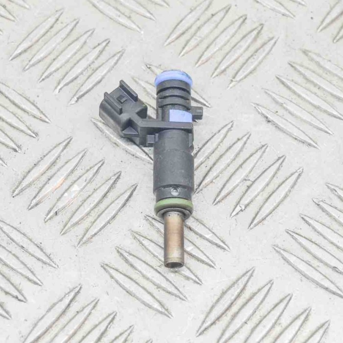 Injector de combustibil OPEL MOKKA / MOKKA X 2013 OEM: 55562599 13131741