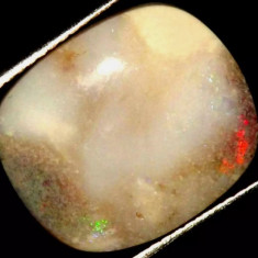 Opal de foc australian 6.5 ct