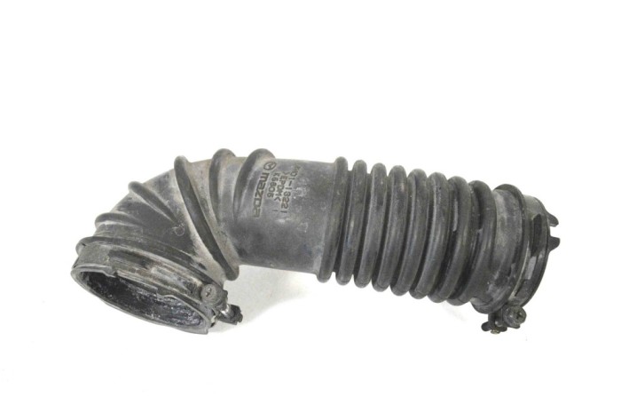 Tub de admisie aer MAZDA 6 Sedan GJ, GL 2014 OEM: SH01-13221