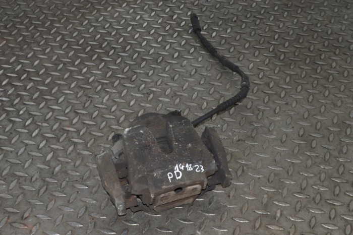 Etrier de fr&acirc;nă dreapta față BMW X6 F16, F86 2015 12193609