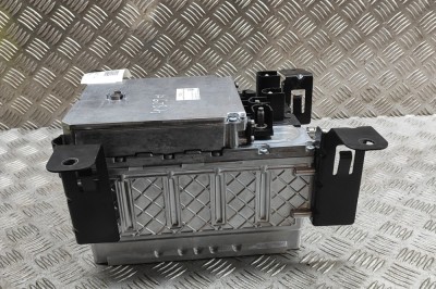 Baterie MERCEDES-BENZ GLE W167 2023 OEM: A0009825922,A0009021589,A0009023055,A0009014609,A0009018914,A1676192700 27870569 foto