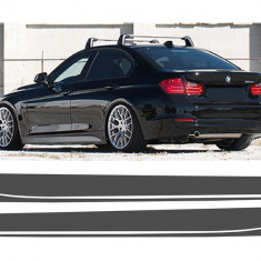 Stickere Laterale Gri Inchis compatibil cu BMW Seria 3 F30 F31 (2011-up) M-Performance Design STICKERF30DG