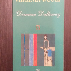 DOAMNA DALLOWAY - VIRGINIA WOOLF